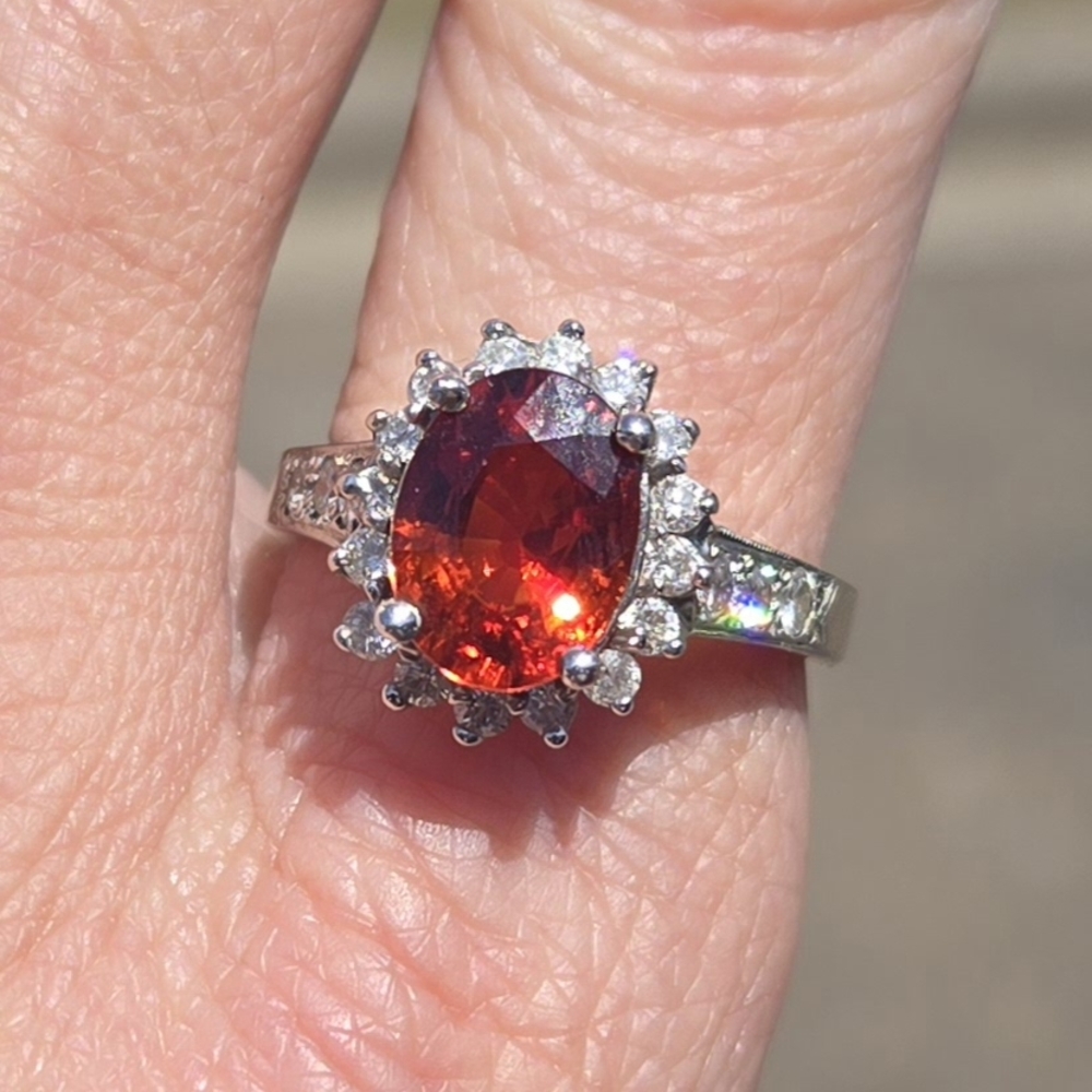 14KT Whit Gold Mandarin Garnet & Diamond Ring